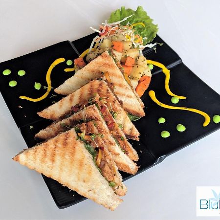 Blu Petal - A Business Hotel Bangalore Ngoại thất bức ảnh