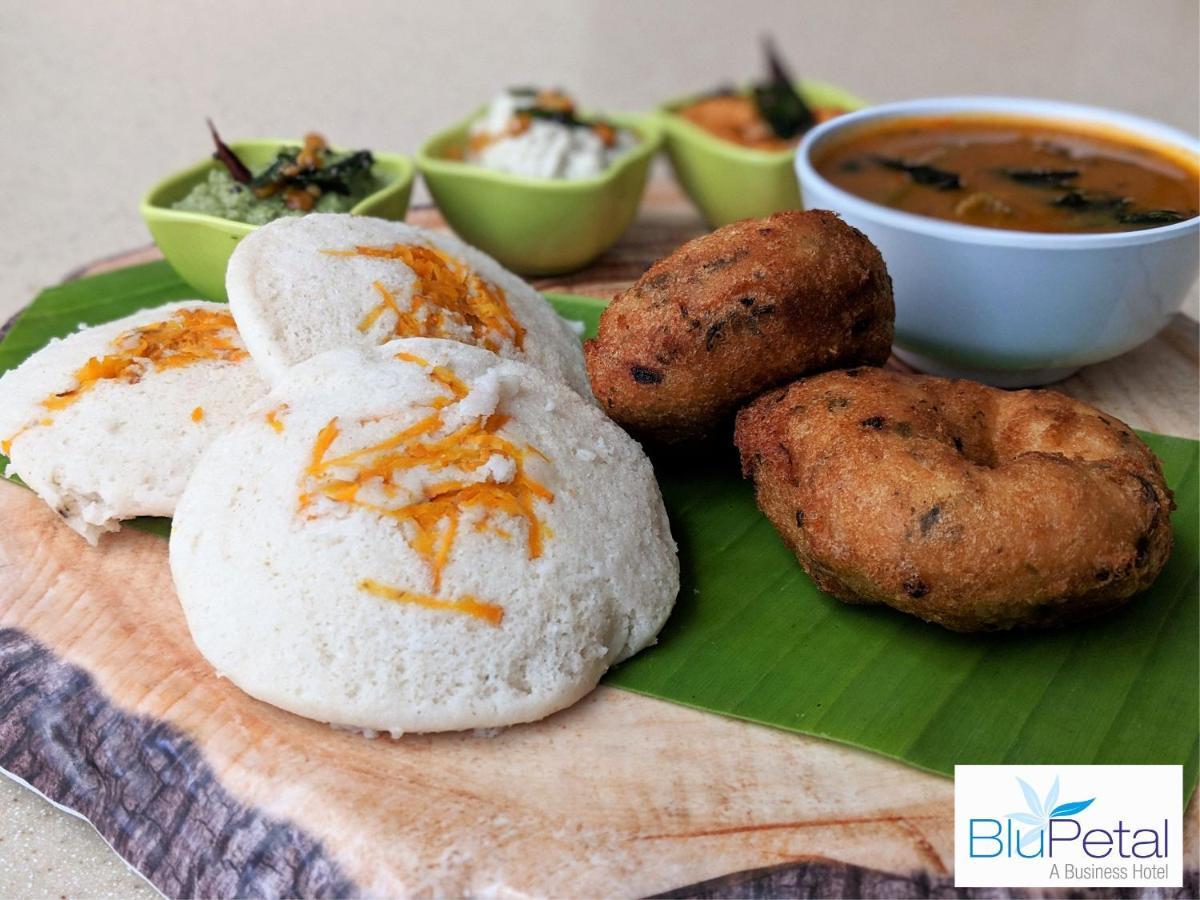 Blu Petal - A Business Hotel Bangalore Ngoại thất bức ảnh